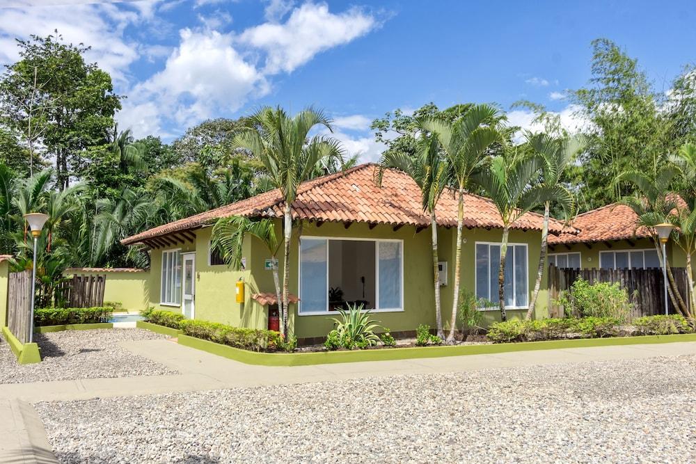 Hotel Paloverde Villas Campestres Apiay Ngoại thất bức ảnh