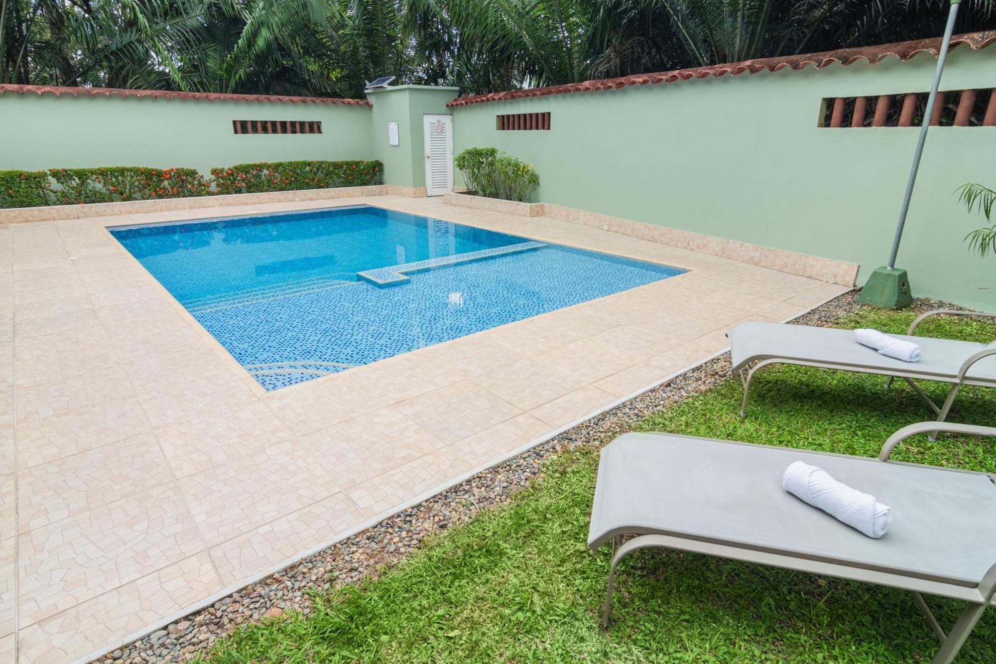 Hotel Paloverde Villas Campestres Apiay Ngoại thất bức ảnh